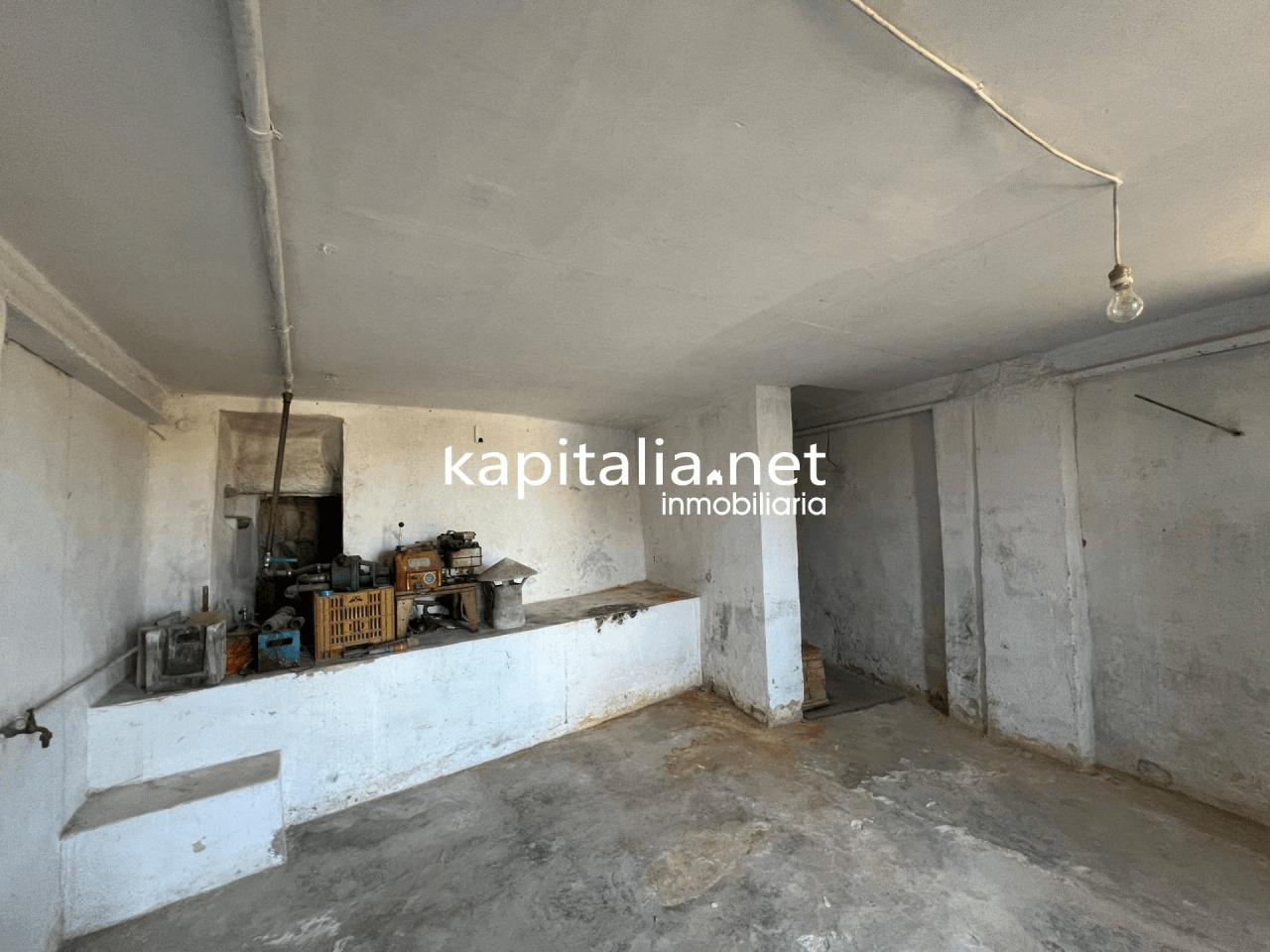 Villa for Sale in Ontinyent