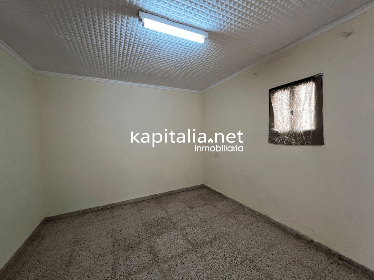 Villa for Sale in Ontinyent