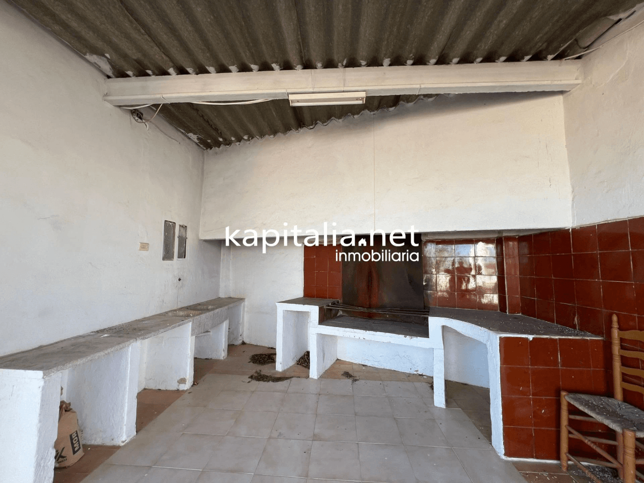 Villa for Sale in Ontinyent