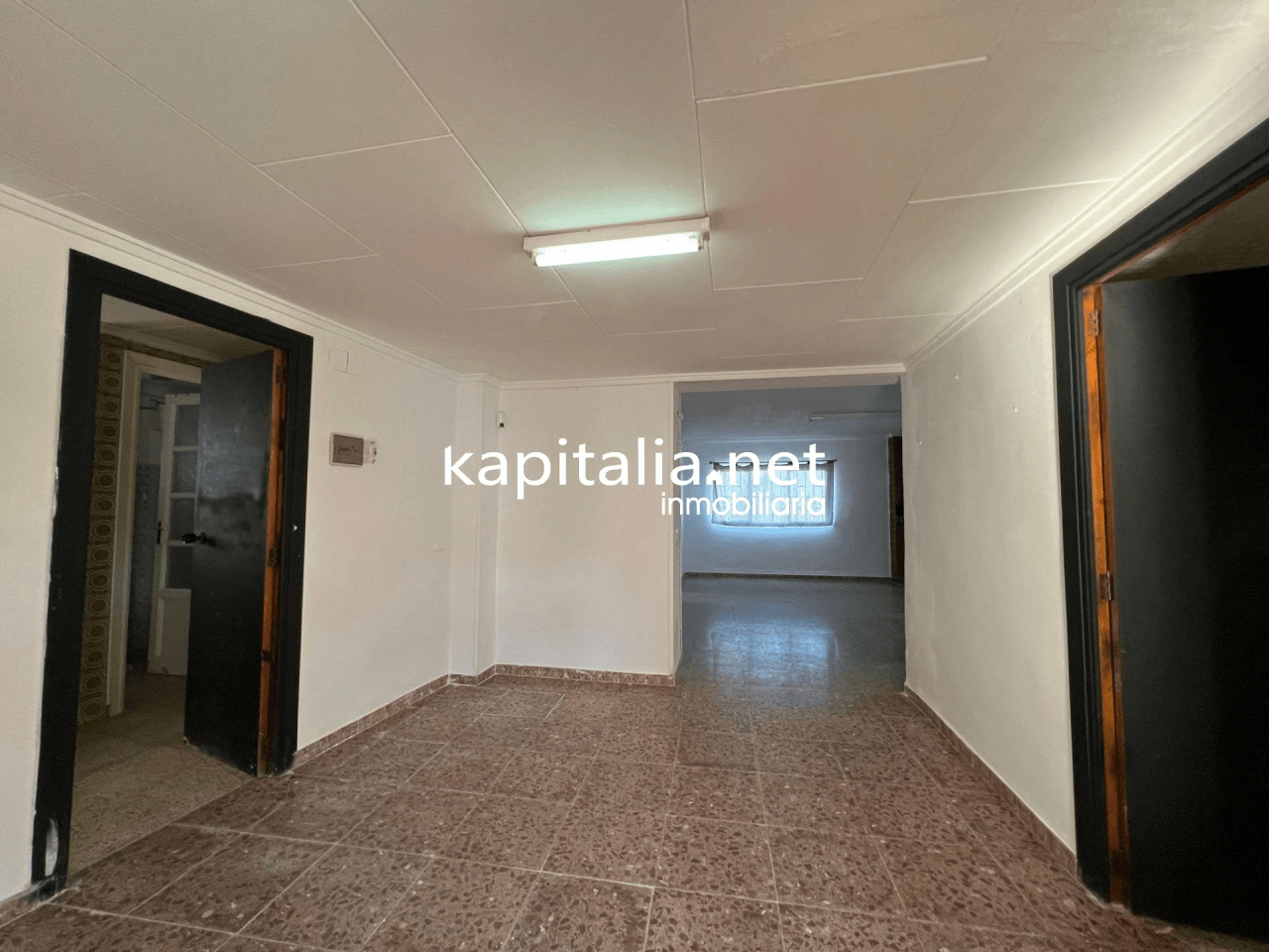 Villa for Sale in Ontinyent