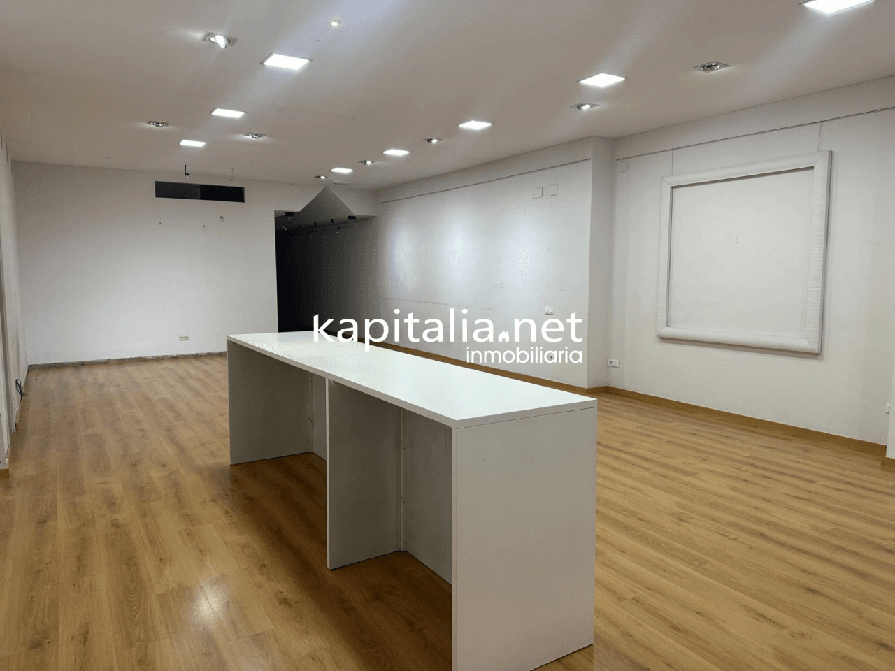 LOCAL COMERCIAL EN AVENIDA PRINCIPAL DE ONTINYENT