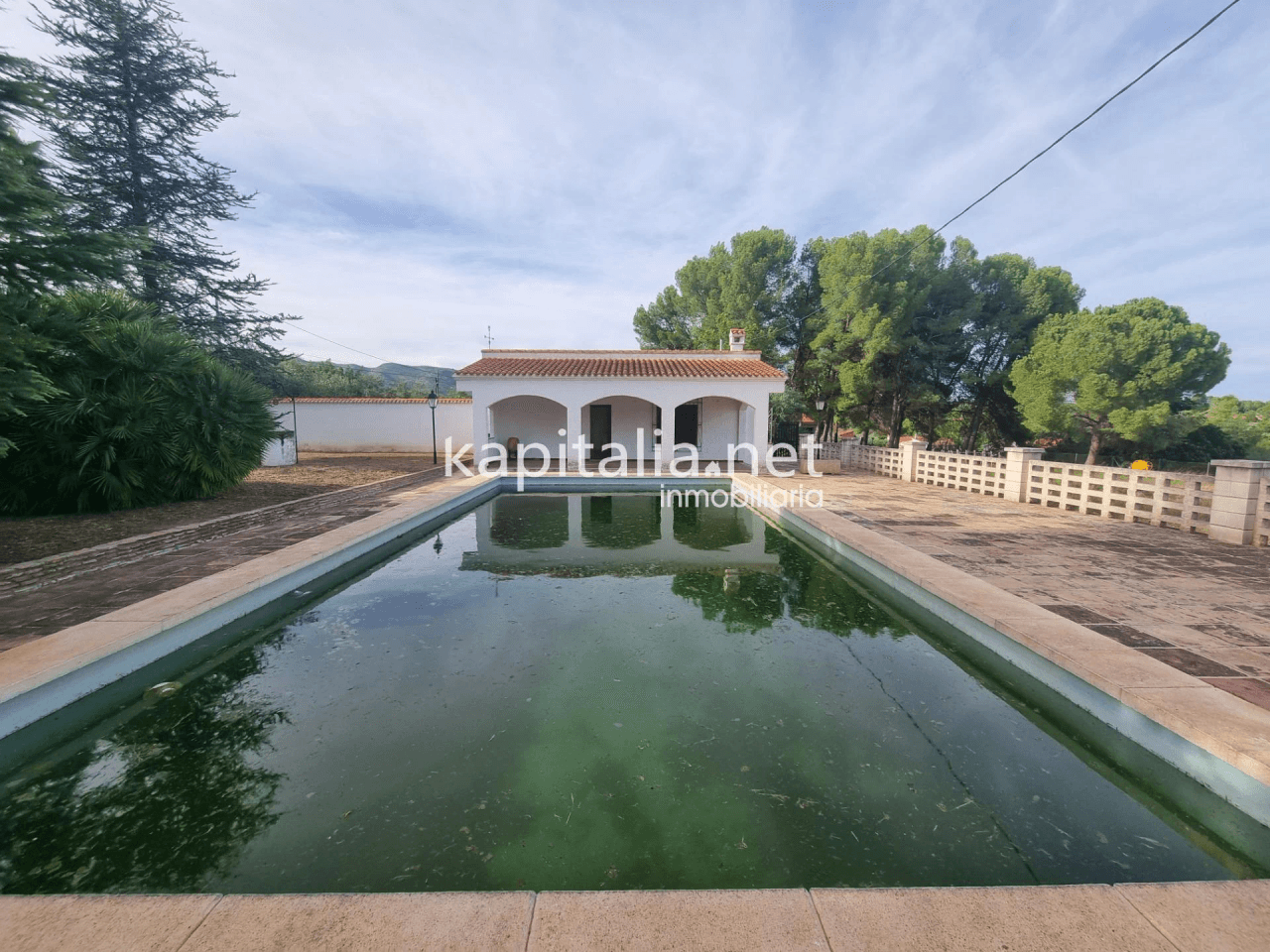 Villa for Sale in Ontinyent
