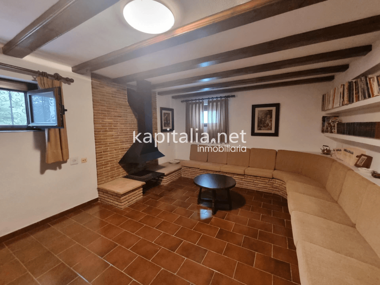 Villa for Sale in Ontinyent