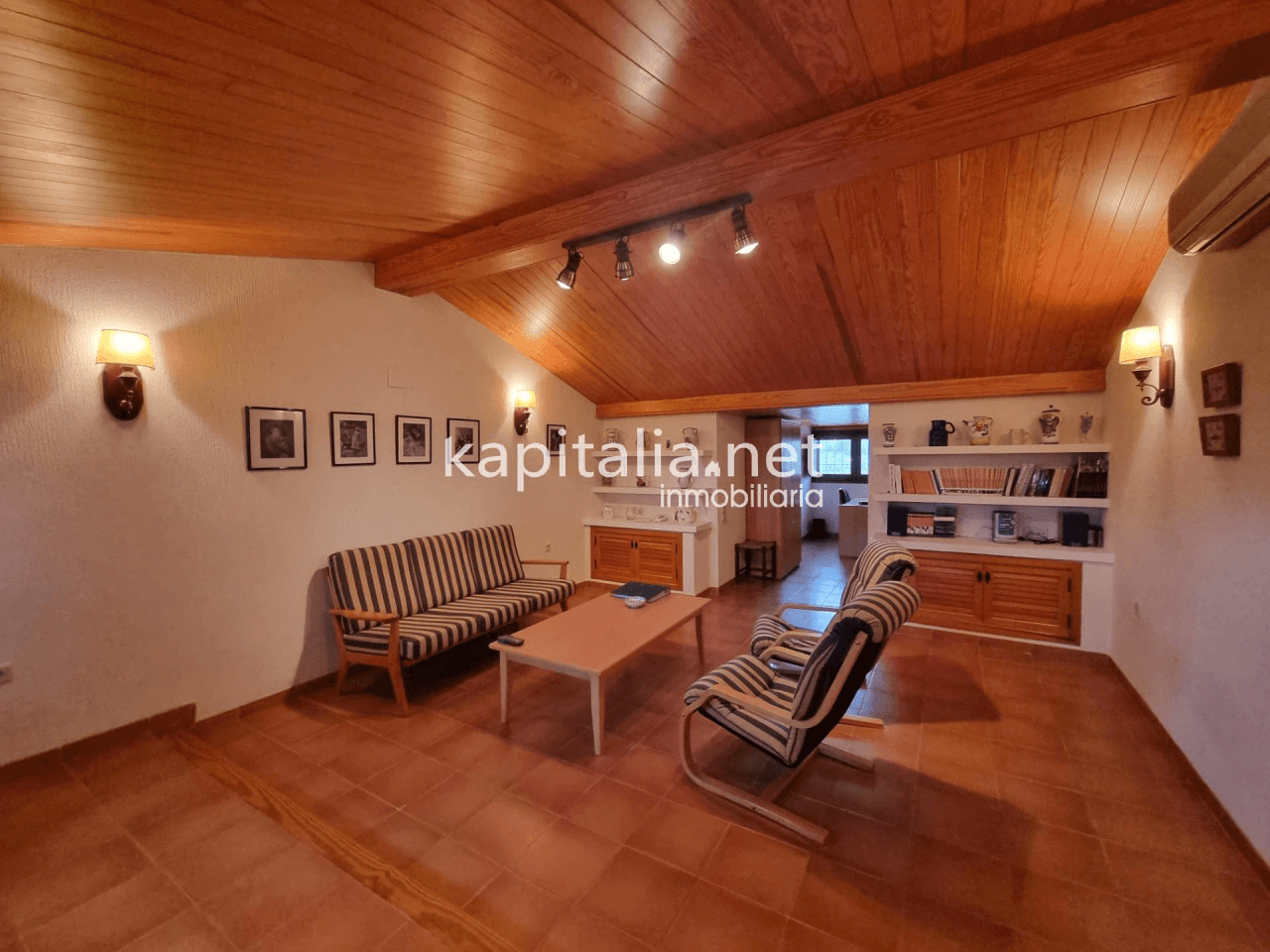 Villa for Sale in Ontinyent