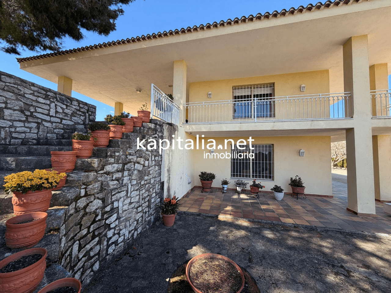 Villa for Sale in Ontinyent