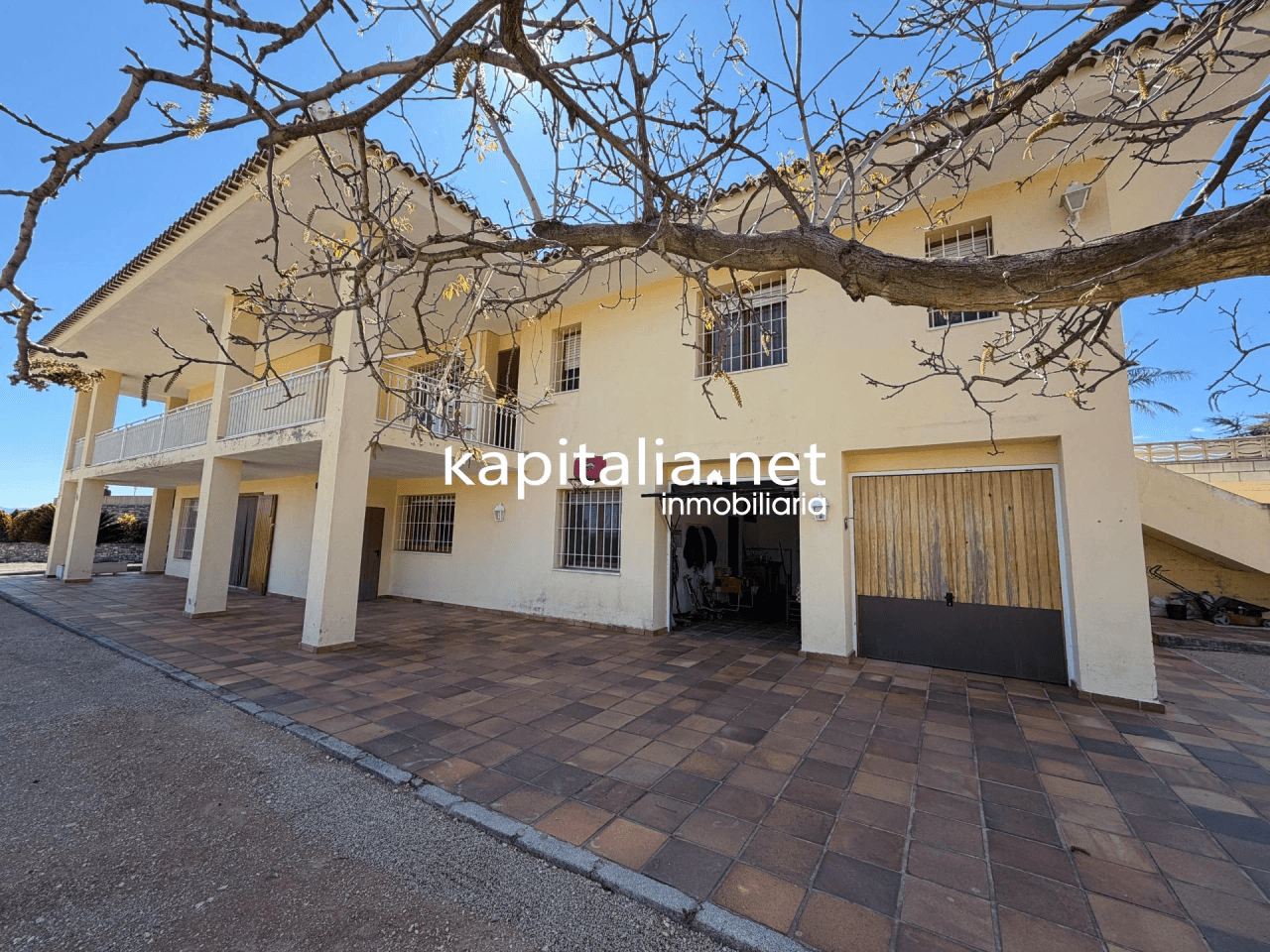 Villa for Sale in Ontinyent