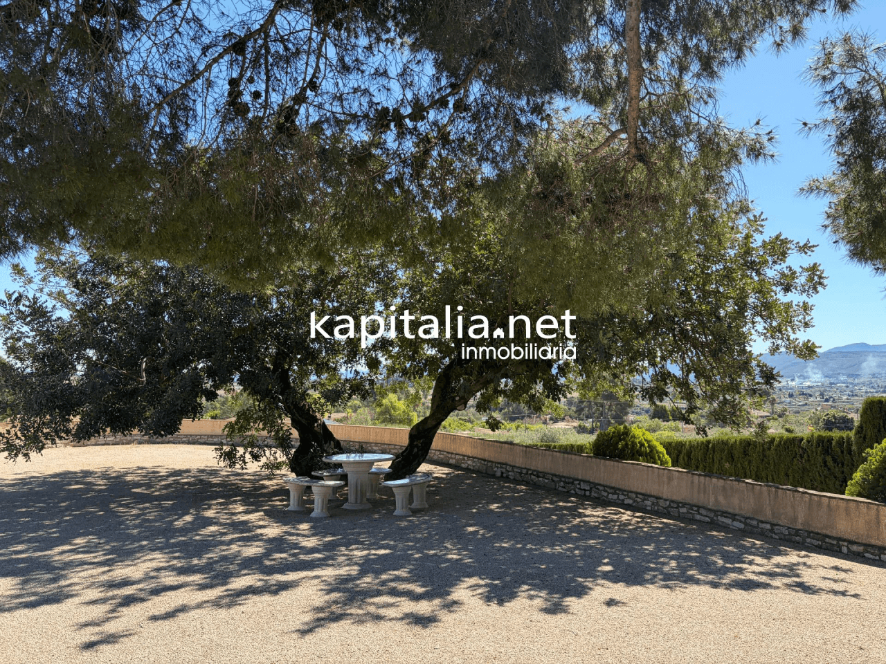 Villa for Sale in Ontinyent
