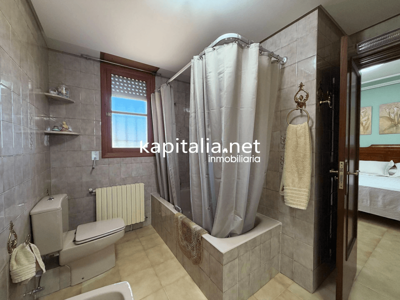 Villa for Sale in Ontinyent