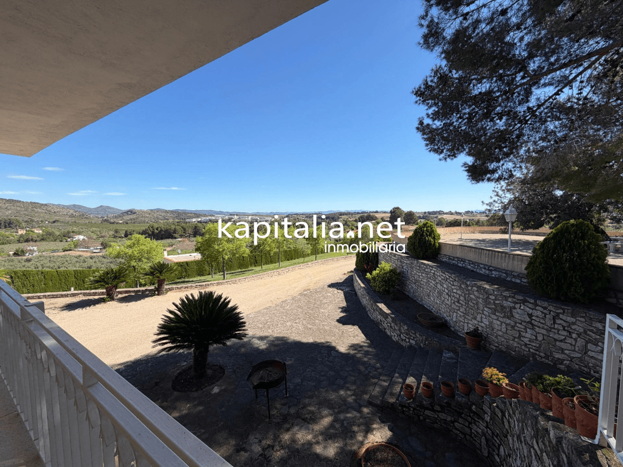 Villa for Sale in Ontinyent