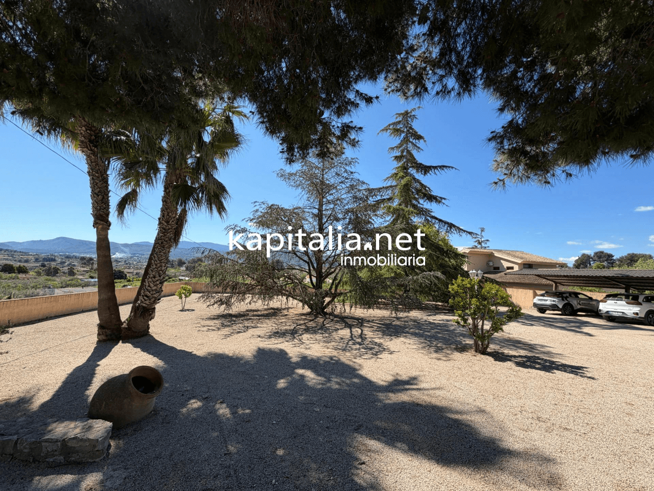 Villa for Sale in Ontinyent