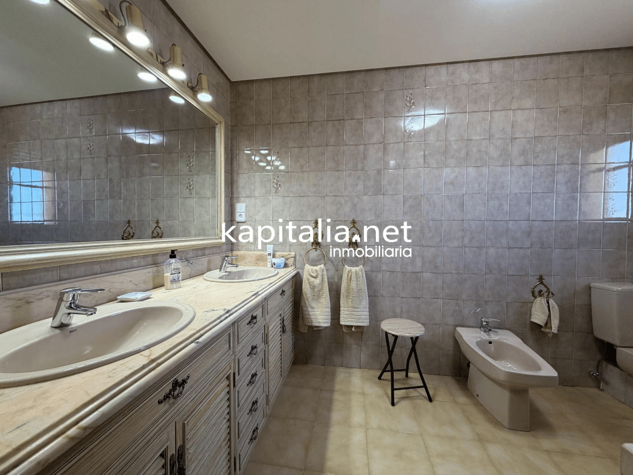 Villa for Sale in Ontinyent