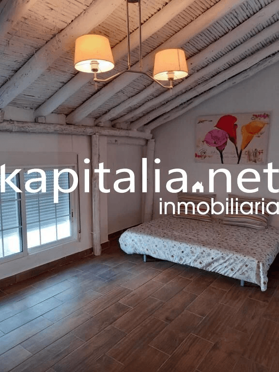 Alquiler de casa amplia en Navarrés ideal para empresas – Gran capacidad y totalmente equipada