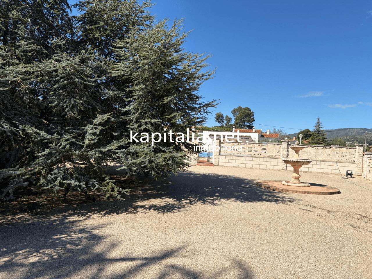 Villa for Sale in Ontinyent