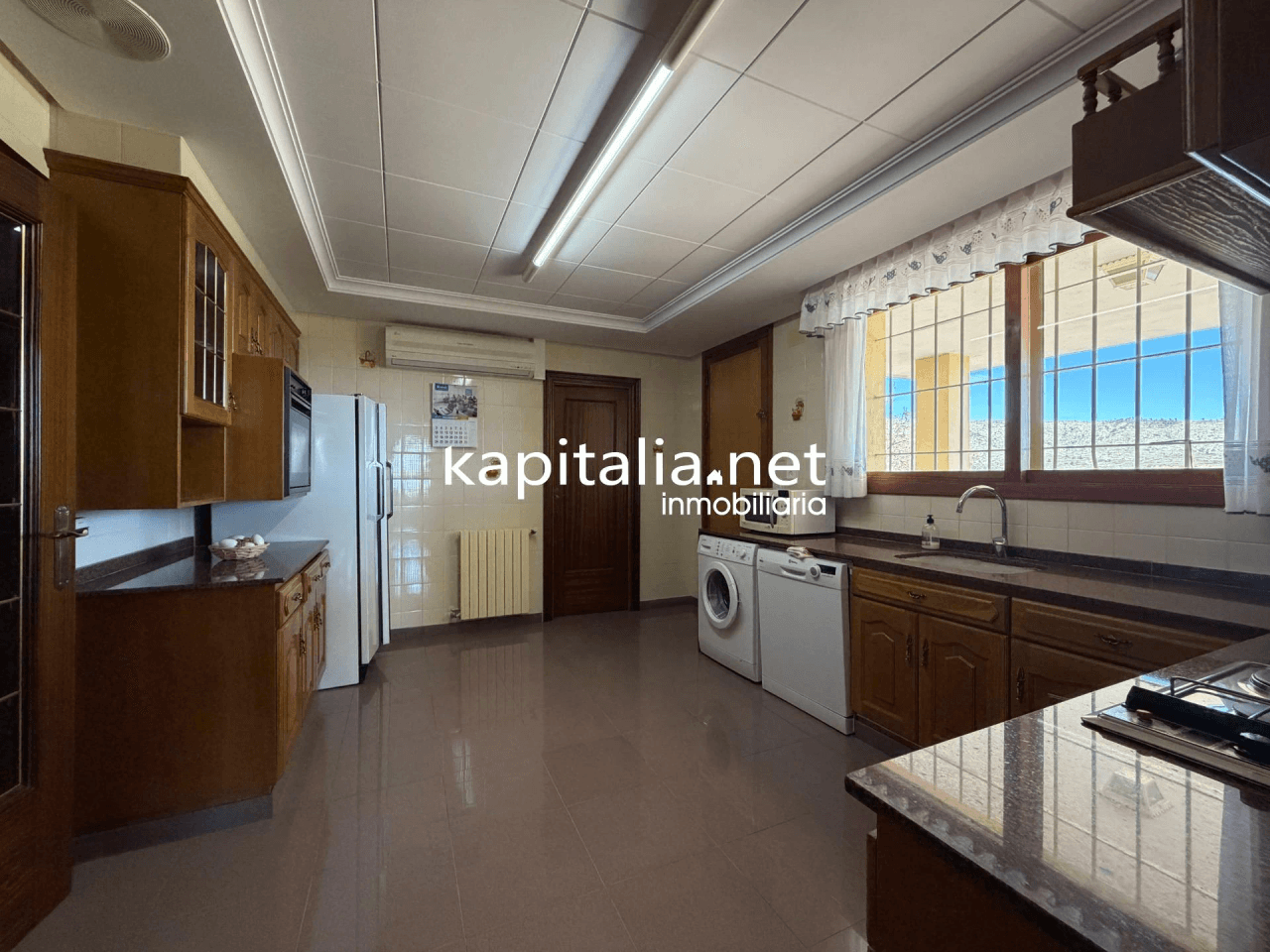 Villa for Sale in Ontinyent