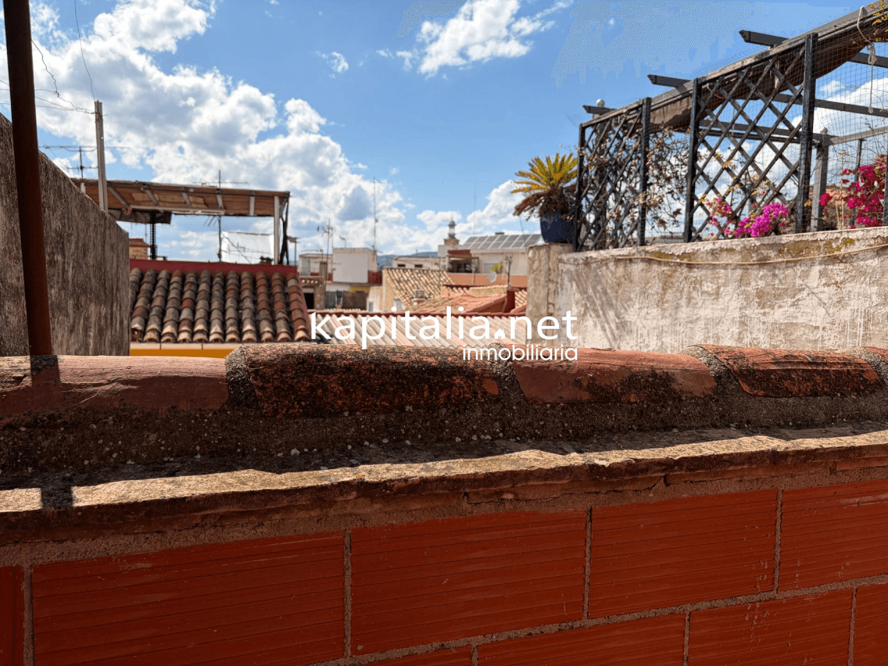 BONITA CASA EN ZONA DE SAN ANTONIO DE ONTINYENT.