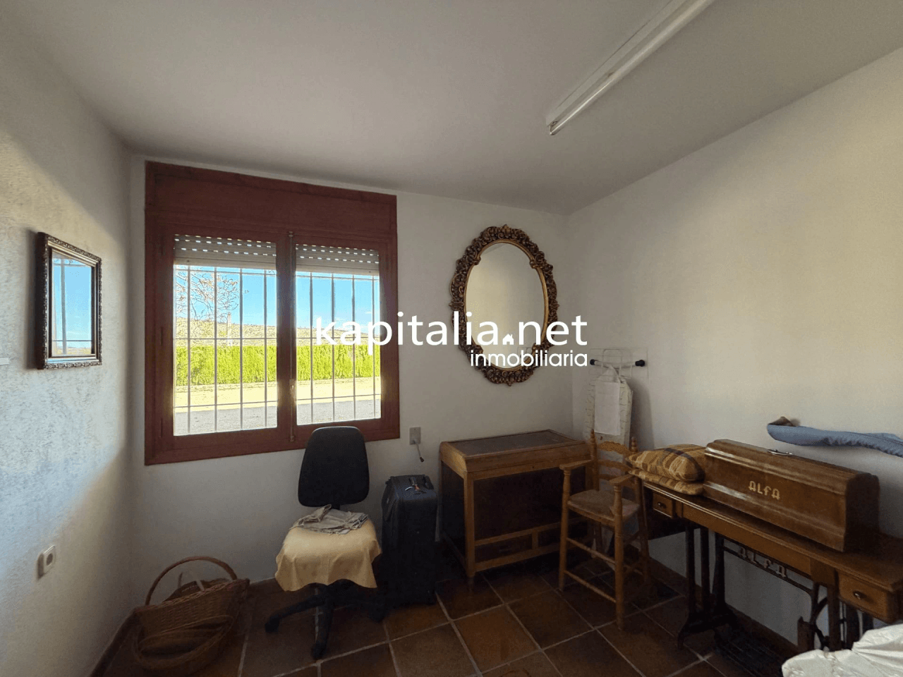 Villa for Sale in Ontinyent