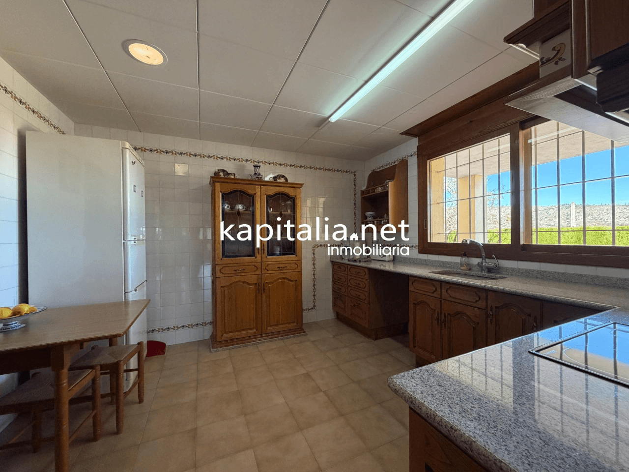 Villa for Sale in Ontinyent