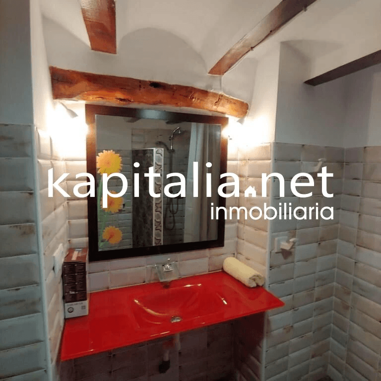Alquiler de casa amplia en Navarrés ideal para empresas – Gran capacidad y totalmente equipada
