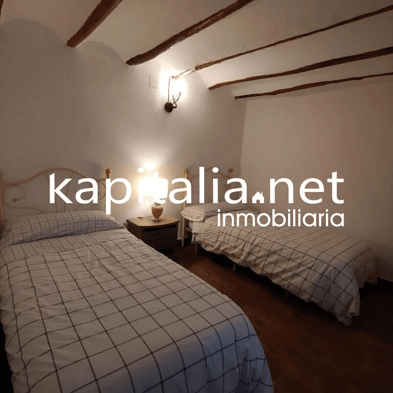 Alquiler de casa amplia en Navarrés ideal para empresas – Gran capacidad y totalmente equipada