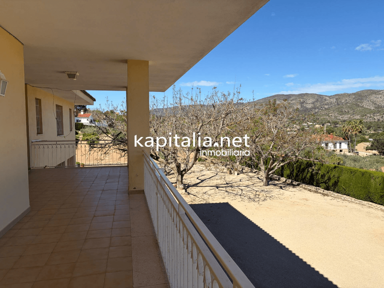Villa for Sale in Ontinyent