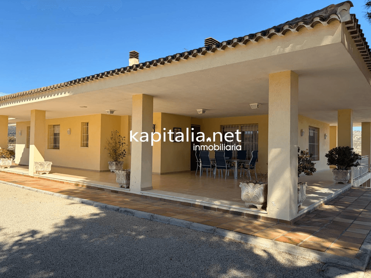 Villa for Sale in Ontinyent