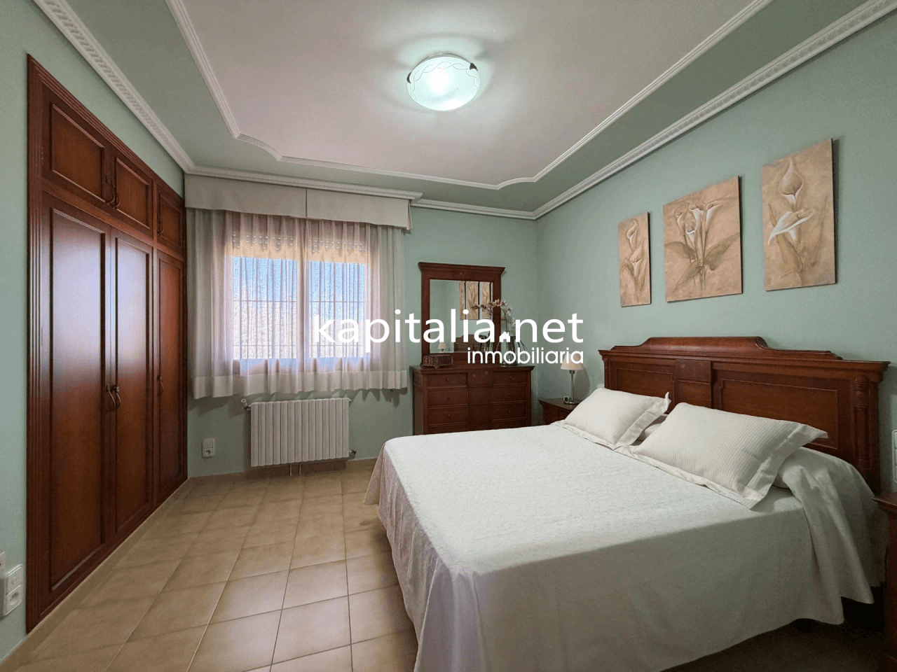 Villa for Sale in Ontinyent