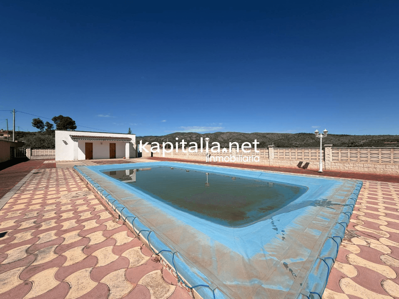 Villa for Sale in Ontinyent