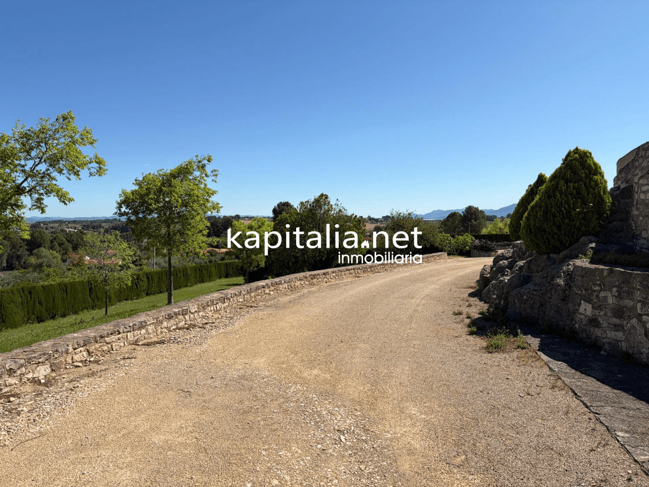 Villa for Sale in Ontinyent