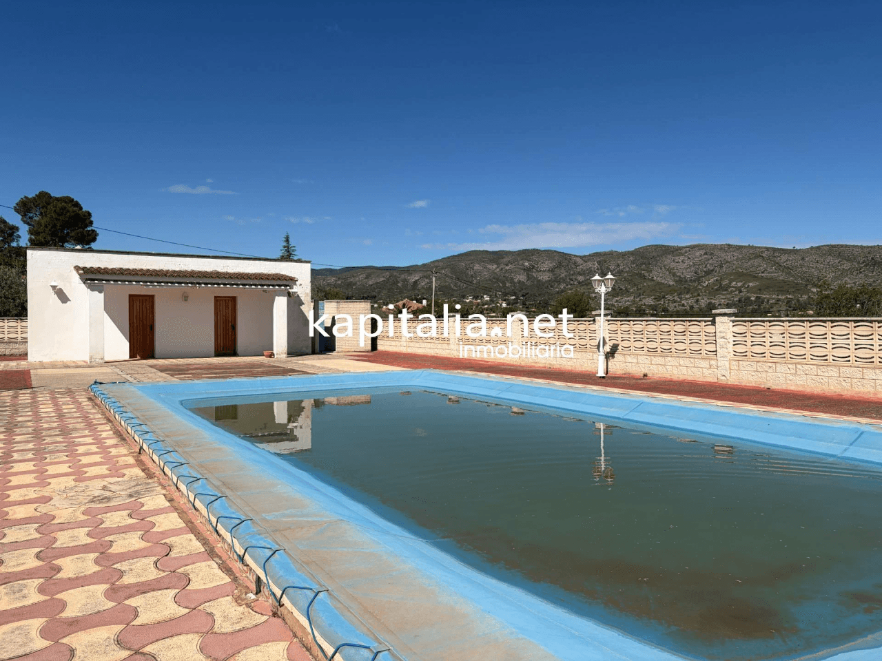 Villa for Sale in Ontinyent