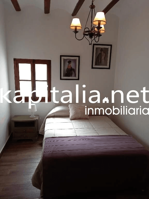 Alquiler de casa amplia en Navarrés ideal para empresas – Gran capacidad y totalmente equipada