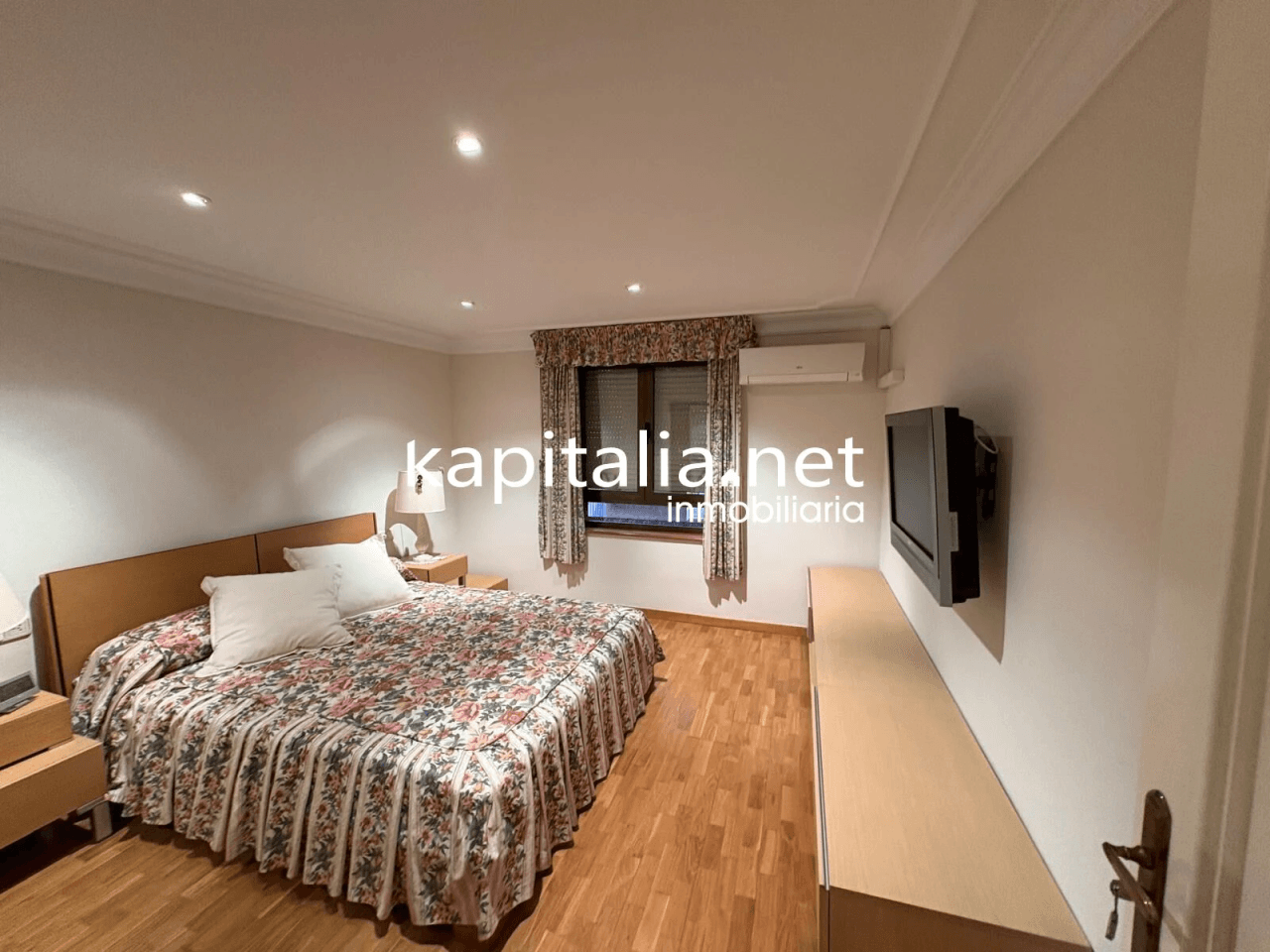 MAGNIFICENT FULLY EQUIPPED FLAT FOR SALE IN XATIVA