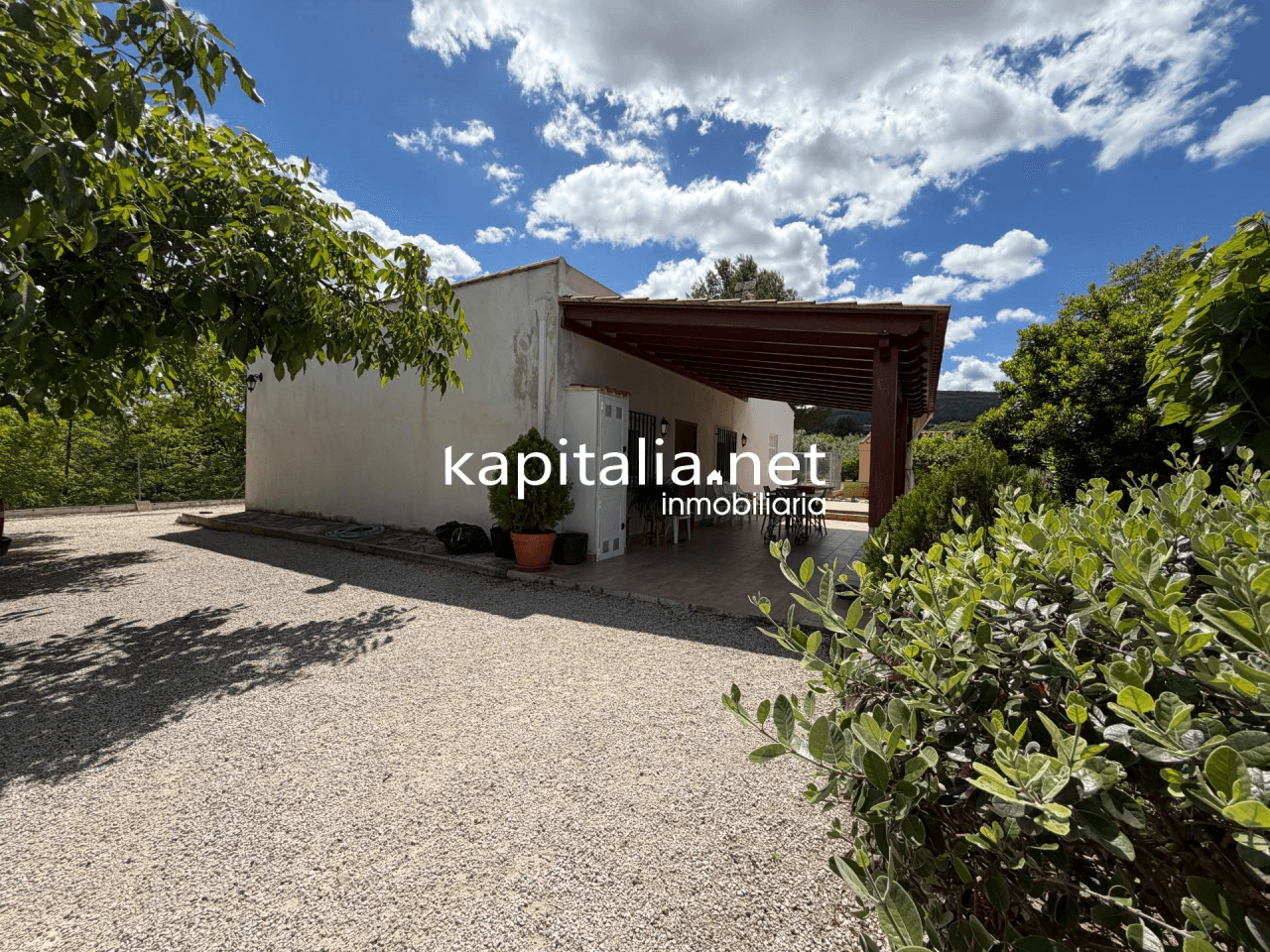 Villa for Sale in Ontinyent