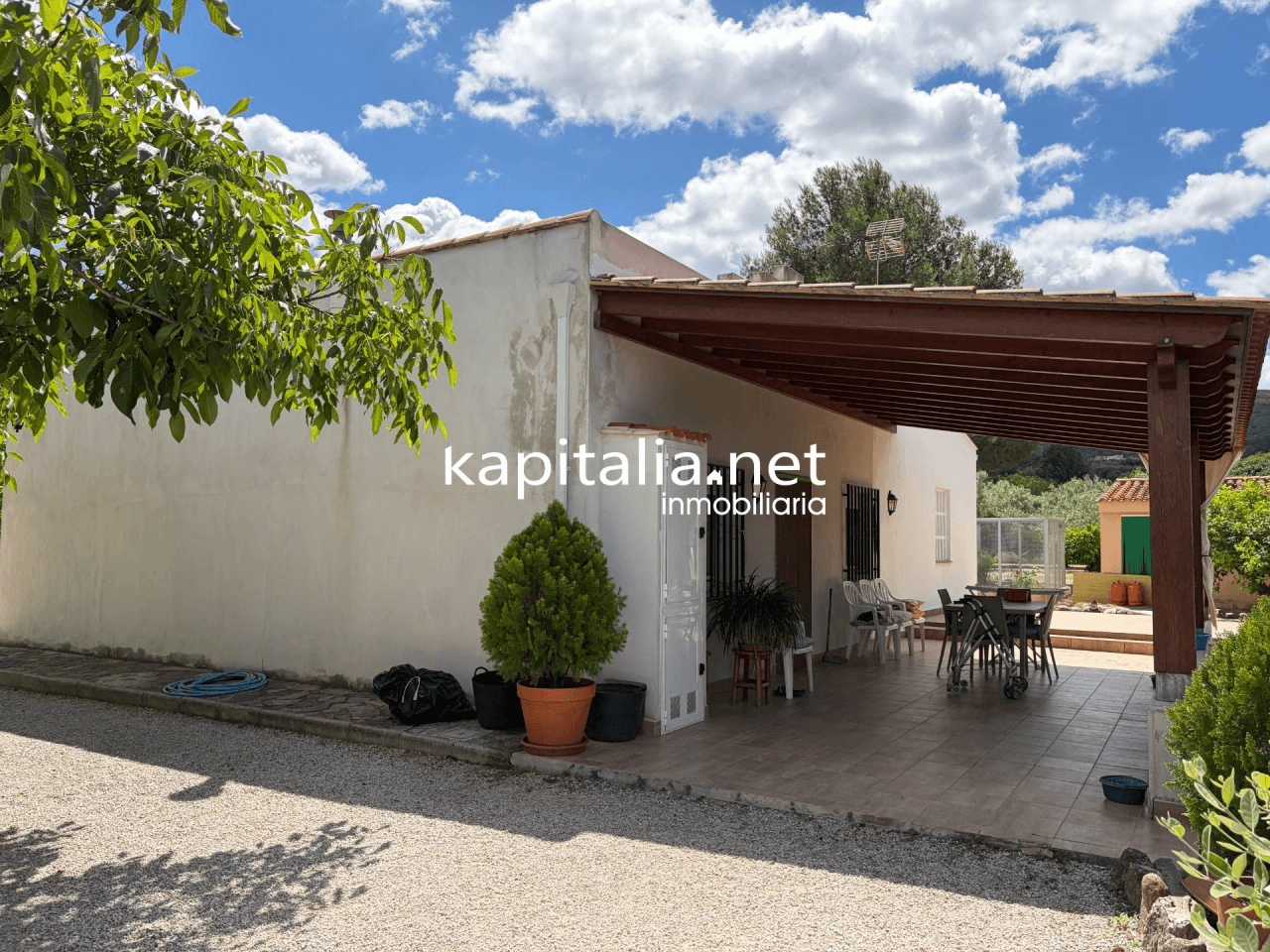 Villa for Sale in Ontinyent
