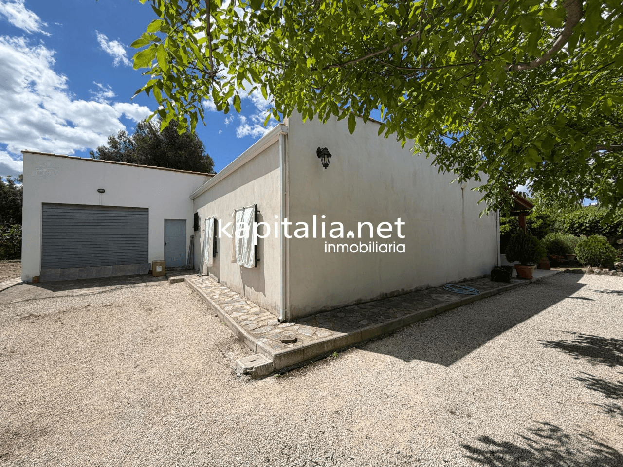 Villa for Sale in Ontinyent