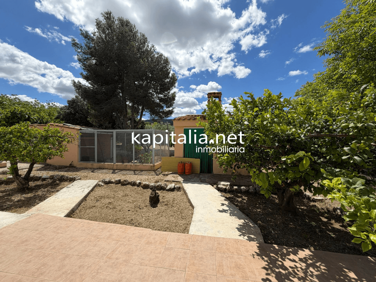 Villa for Sale in Ontinyent
