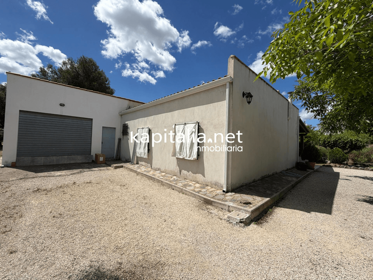Villa for Sale in Ontinyent
