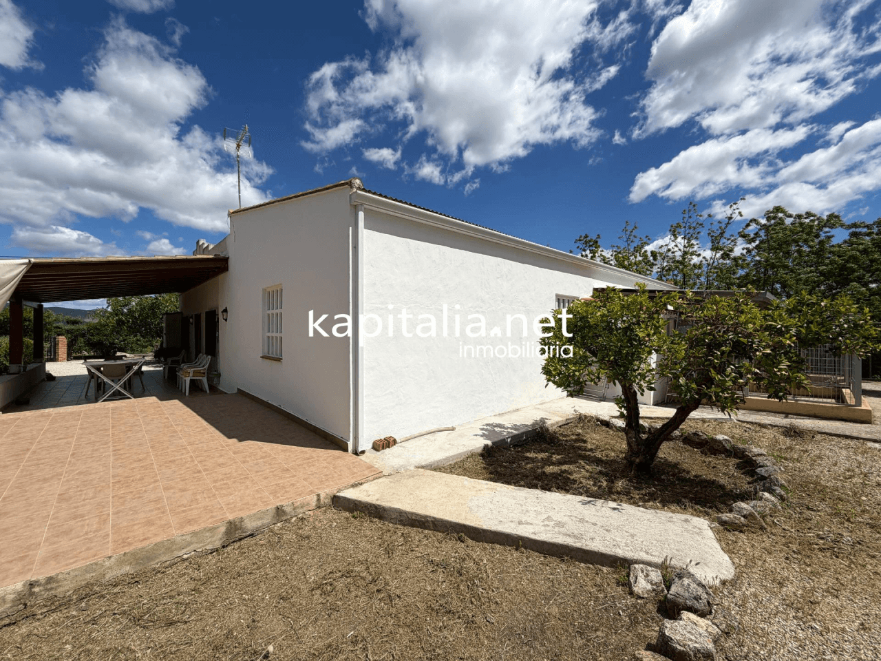 Villa for Sale in Ontinyent