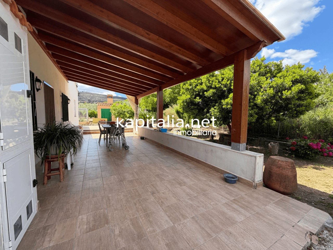 Villa for Sale in Ontinyent