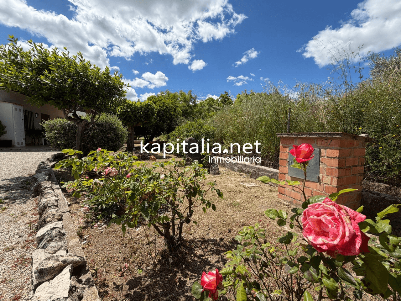 Villa for Sale in Ontinyent