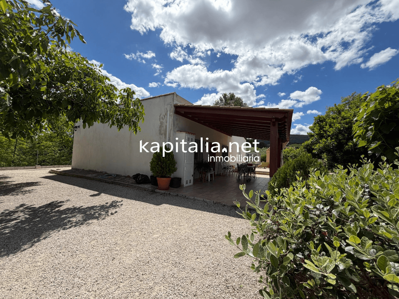 Villa for Sale in Ontinyent