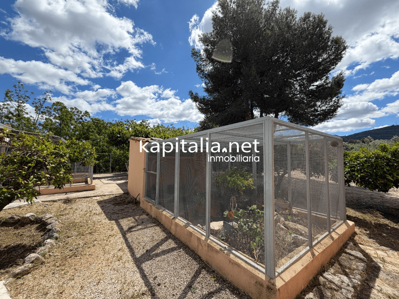 Villa for Sale in Ontinyent