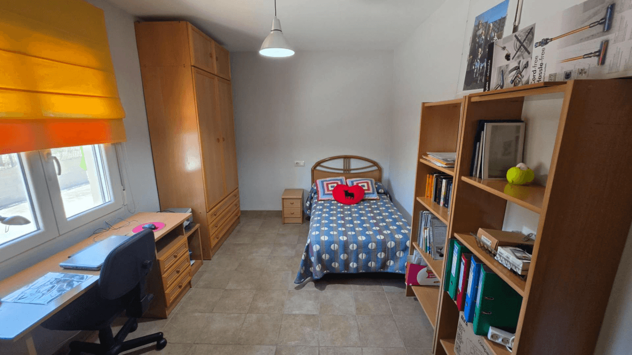Villa for Sale in Ontinyent