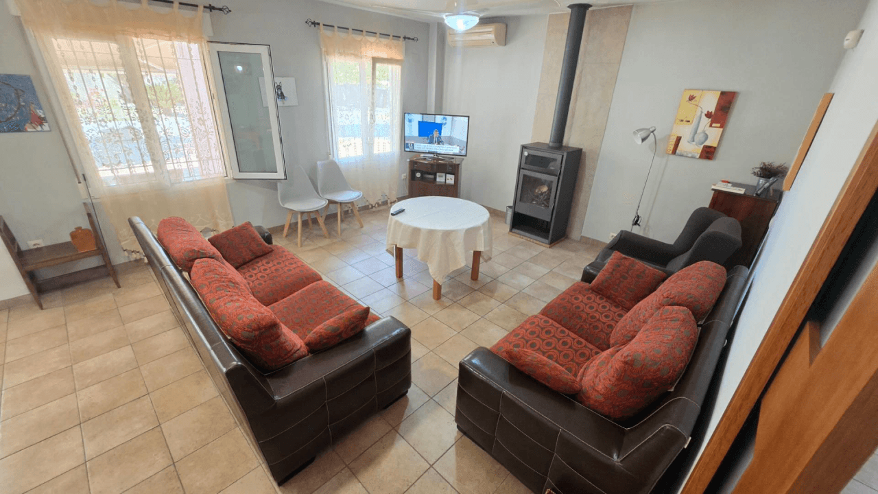Villa for Sale in Ontinyent