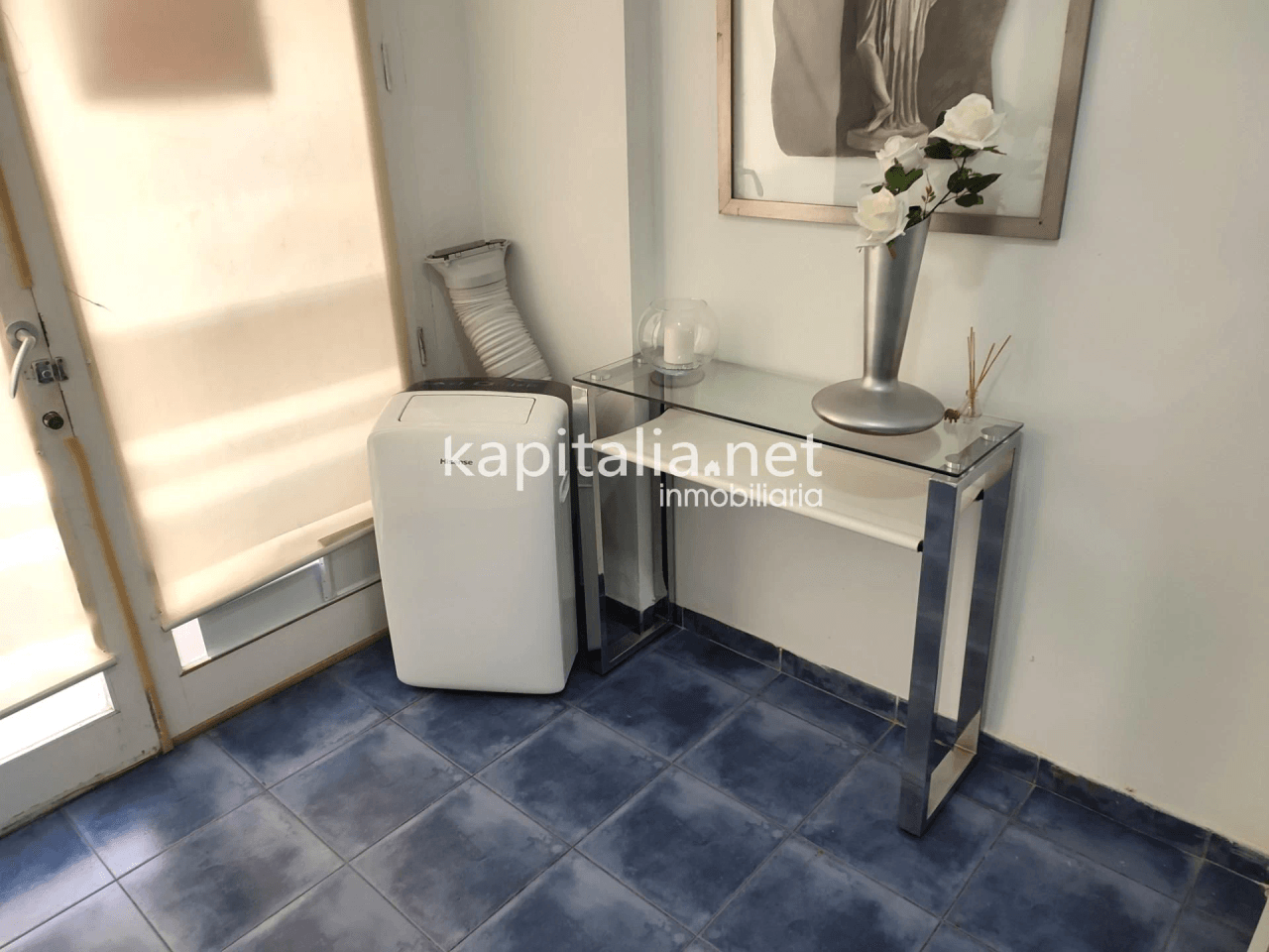 LOCAL COMERCIAL A LA VENTA EN ONTINYENT, UBICADA EN ZONA CENTRICA.