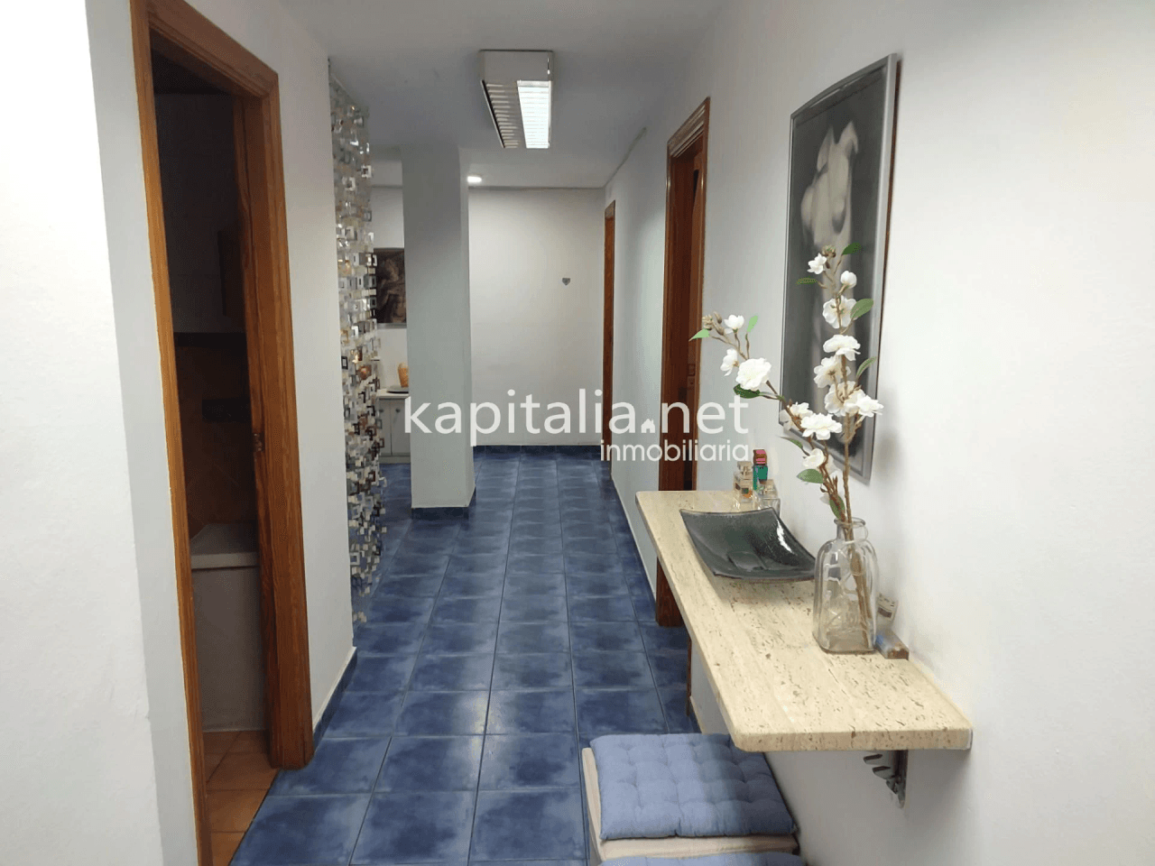 LOCAL COMERCIAL A LA VENTA EN ONTINYENT, UBICADA EN ZONA CENTRICA.