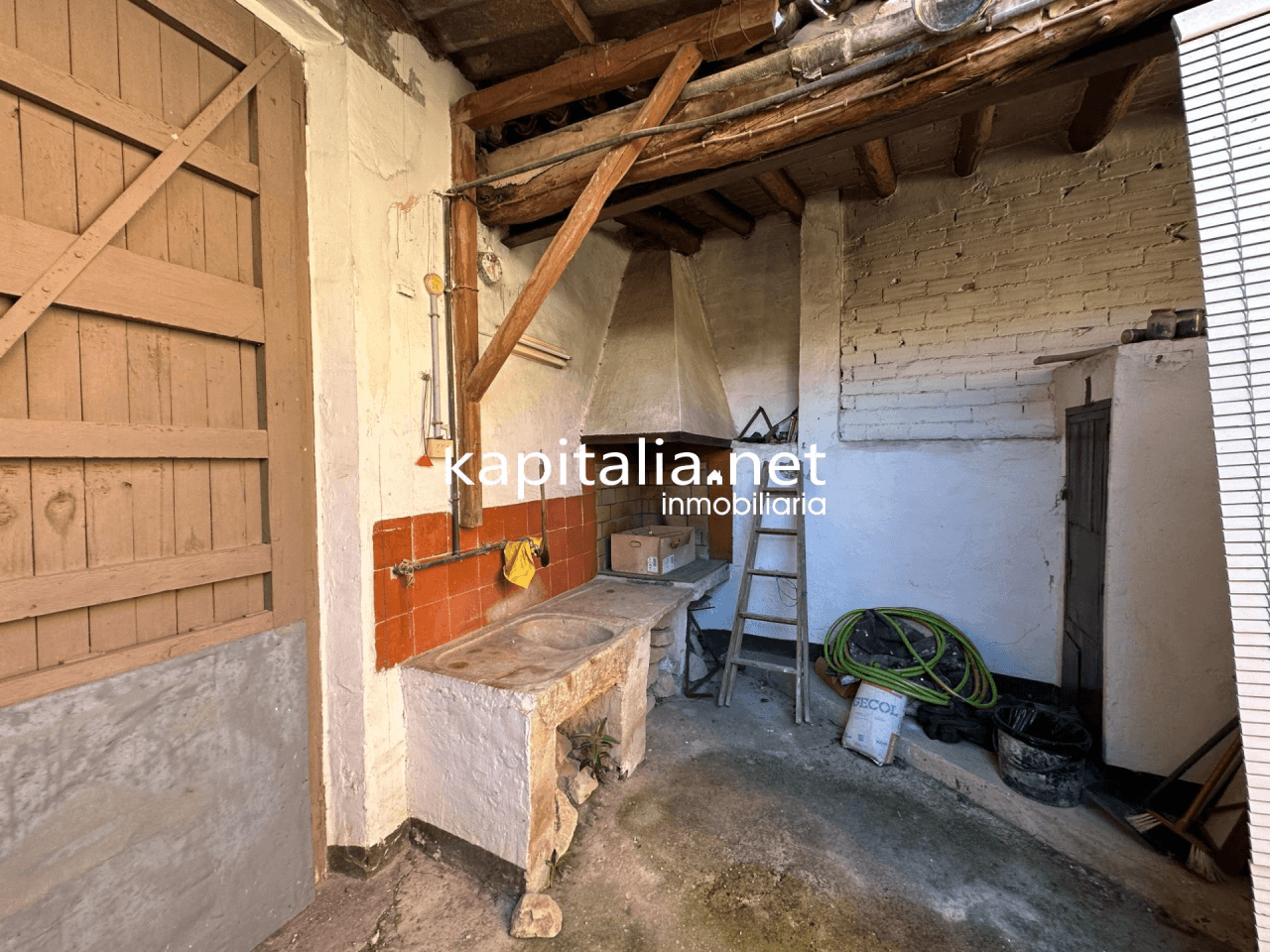 GRAN CASA A LA VENTA EN EL PALOMAR
