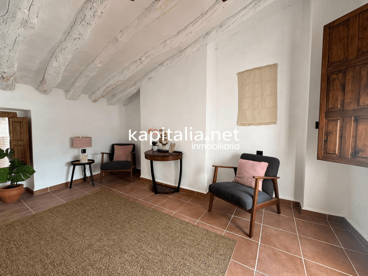 Casa de tres plantas a la venta en Ontinyent