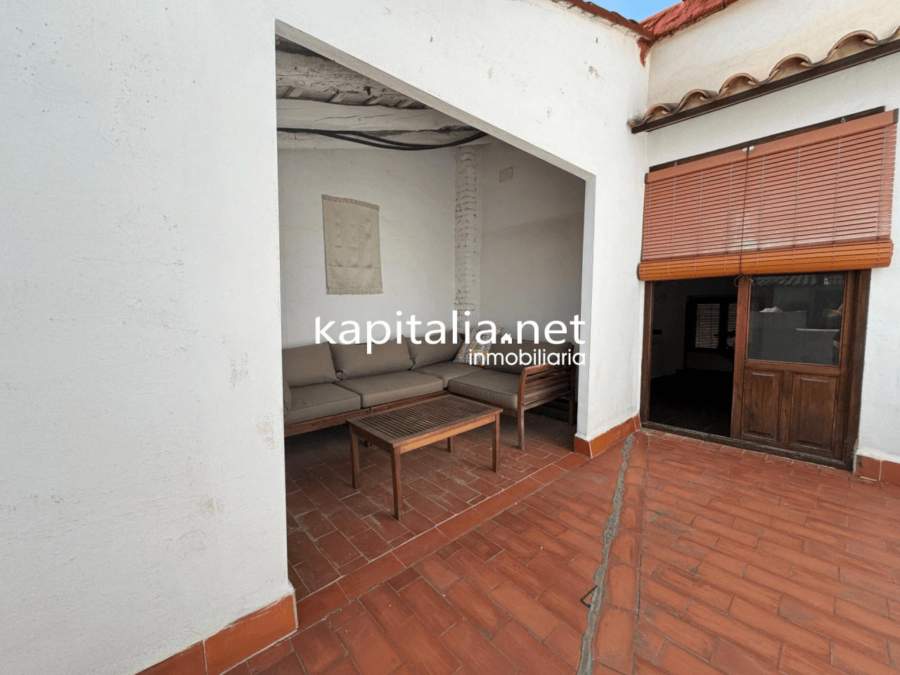 Casa de tres plantas a la venta en Ontinyent