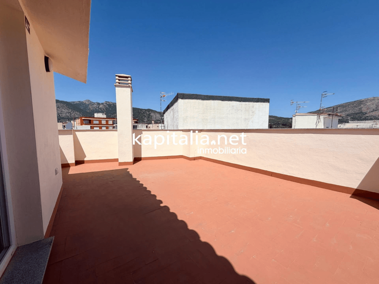 ¡Espectacular Ático Dúplex a Estrenar en Muro de Alcoy!