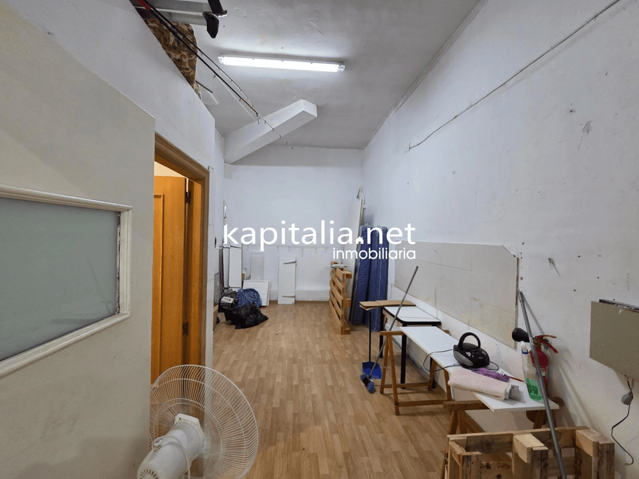 Amplio Local Comercial en Alquiler - Sant Josep, Ontinyent
